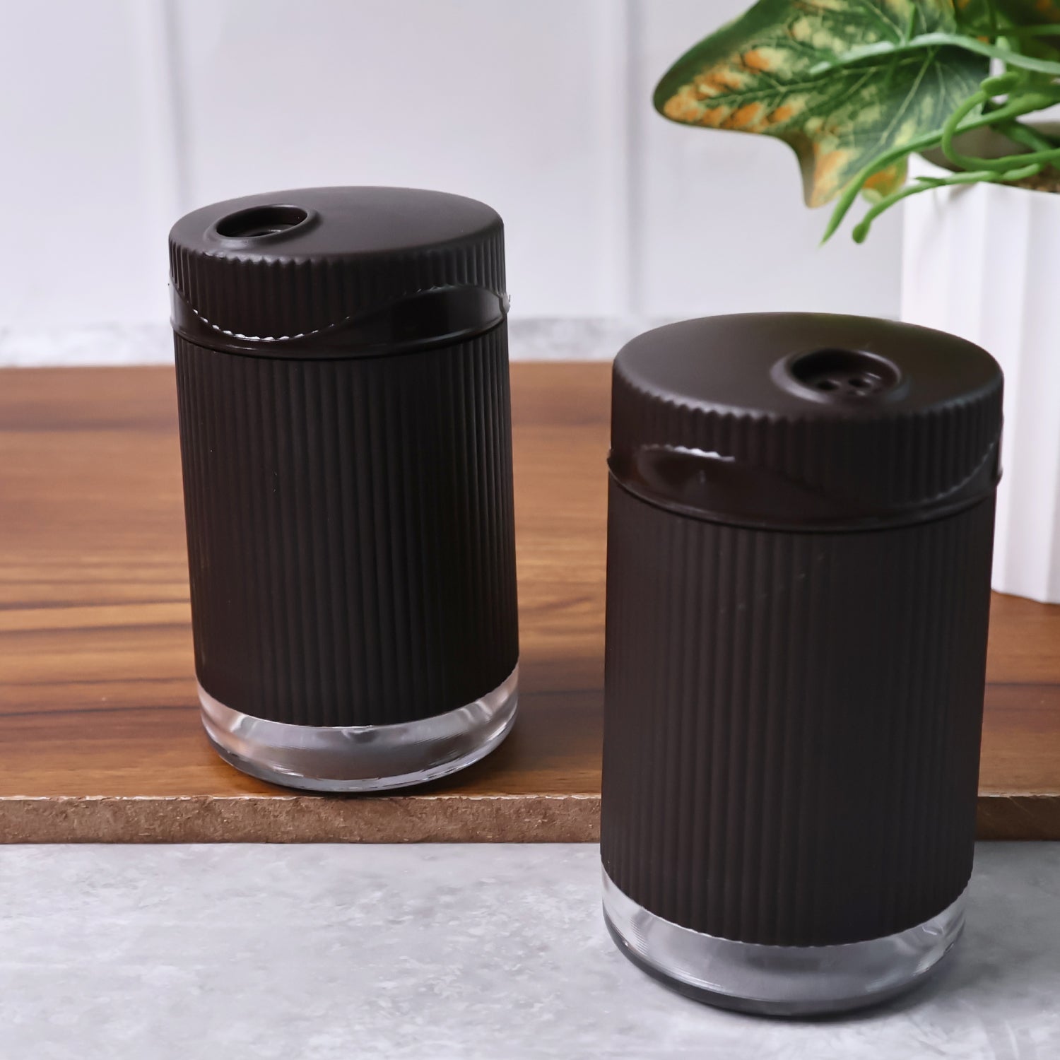 Salt  Pepper Dispenser Set